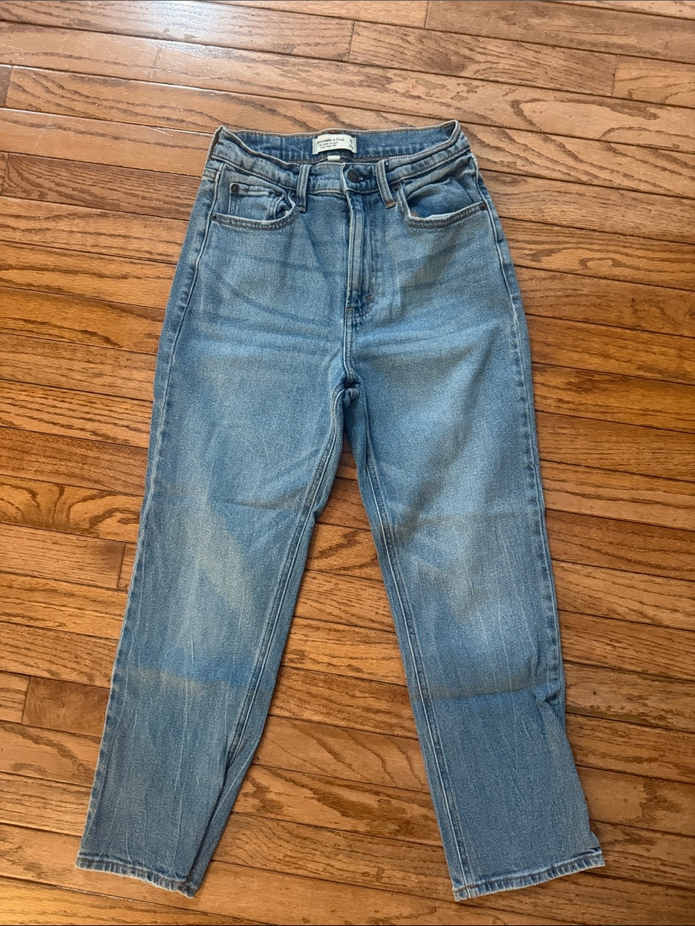 Abercrombie & Fitch Anke Straight Ultra High-Rise Leg Jeans in Light Blue Denim